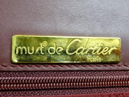 カルティエ マスト ショルダーバッグ偽物 コピー品 の見分け方