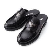 プラダ PRADA ブラッシュドレザー トライアングルロゴ ミュール