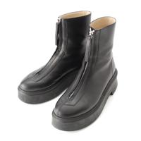 ザロウ THE ROW ZIPPED BOOT