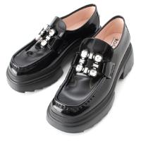 ロジェヴィヴィエ Roger Vivier ワラ ヴィヴ