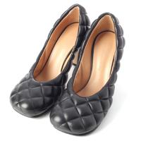 ボッテガヴェネタ BOTTEGAVENETA パデッドカセット レザー イントレチャート