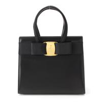 サルヴァトーレフェラガモ Salvatore Ferragamo ヴァラ レザー