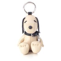 コーチ COACH × PEANUTS スヌーピー