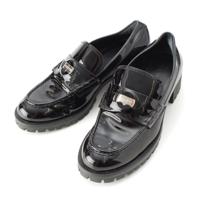 ミュウミュウ MIUMIU パテントレザー ロゴ コイン