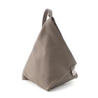 サルヴァトーレフェラガモ Salvatore Ferragamo 25SS レザー