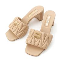 ミュウミュウ MIUMIU マテラッセ レザー 羊革