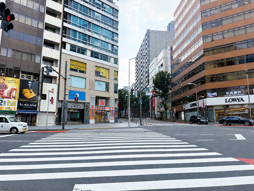 アクセス
